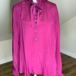 Vintage J.Crew 100% silk blouse with tie neck and ruffle details.